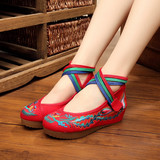 民族风绣花鞋女单鞋坡跟老北京布鞋中式复古高跟汉服鞋婚鞋红色鞋
