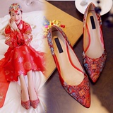 春季红色女士结婚鞋子秀禾服中式新娘尖头细跟红鞋高跟龙凤绣花鞋