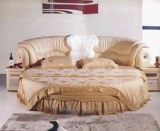 斯佳丽特家具、公主圆形真皮床、音响、床垫、床品  整套是6880元