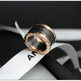 欧洲站欧美大牌韩国代购潮黑白陶瓷弹簧戒指女玫瑰金指环钛钢情侣