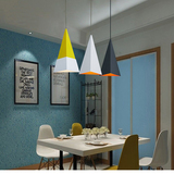 个性创意餐厅灯北欧现代三角客厅卧室吧台灯简约床头书房过道吊灯
