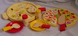 木制玩具切切乐娃娃家逼真厨房餐具披萨蛋糕厨具