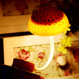 百变感应蘑菇灯创意LED节能光控插电小夜灯温馨床头灯宝宝小灯饰