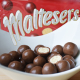 澳洲进口maltesers麦提莎脆心牛奶朱古力零食麦丽素黑巧克力豆