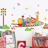 卡通儿童房幼儿园小汽车火车男孩宝宝卧室客厅贴画自粘壁纸墙贴纸