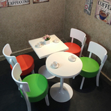 奶茶店甜品店桌椅组合西餐厅实木餐桌椅简约休闲咖啡厅白色桌椅