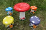 仿真蘑菇桌椅凳子卡通雕塑花园庭院户外别墅幼儿园园林摆件工艺品