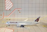 PH11226B 1:400 卡塔尔航空 Boeing 787-8 A7-BCY 25th logo