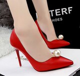 欧美时尚个性尖头高跟鞋夜店细跟单鞋性感浅口显瘦红色婚鞋韩版鞋