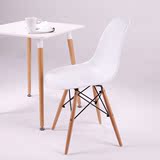 宜家休闲洽谈椅简约时尚塑料椅餐椅创意Eames伊姆斯椅子靠背椅