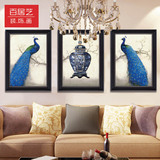 欧式客厅装饰画现代简约沙发背景墙三联画美式玄关有框挂画蓝孔雀