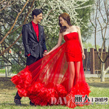 新款时尚红色抹胸花朵彩纱情侣写真婚纱影楼主题服装个性婚纱礼服