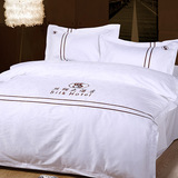 白色宾馆床单被套四件套三公分缎条特色主题酒店床上用品批发定做