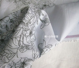 1.45米宽 淡兰色 双侧定位花 纯棉布料 细腻中小厚 做床单被套布