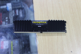 美商海盗船(USCORSAIR) 复仇者 DDR4 2400 8GB 台式机内存