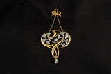 18K金+铂金法国产鹰头标钻石吊坠（古董，1890~1915）
