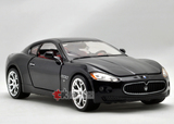 布拉格 1:24 玛莎拉蒂 总裁 GT Maserati 合金汽车模型 带底座 黑