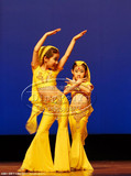 新款幼儿黄色印度舞蹈演出服装六一女童新疆少数民族肚皮舞表演服