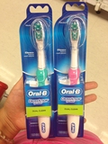 澳洲代购 博朗欧乐B/Oral-B 多动向 电池型电动牙刷 手动牙刷