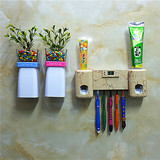 韩国创意自动挤牙膏器牙刷架带磁悬挂漱口杯1207款情侣双组合套装
