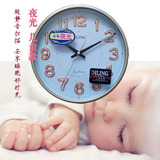 DILING儿童挂钟卧室圆形夜光金属简约日本机芯静音时钟小号钟表