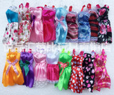 芭芘衣服 芭比娃娃玩具服装 吊肩短裙多款式10件随机发送 批发价