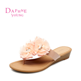 Daphne/达芙妮女士夏季低跟夹脚拖鞋 女士防滑T字拖