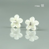 韩国S925纯银 天然珍珠贝壳花朵耳饰耳环女 白色耳钉饰品可爱清新