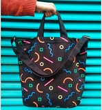新品上市品质保证微木几何元素单肩斜挎手提帆布包旅游休闲购物袋