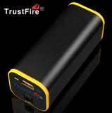 正品TrustFire TR-E01自行车灯头灯电池组手机快速充电移动电源