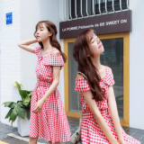 2016韩国小清新学生一字领夏棉麻红格子吊带裙子中长款露肩连衣裙