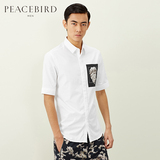 太平鸟男装短袖衬衫夏季雕塑印花白色简约男士纯棉时尚修身衬衣潮
