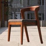 霍客森 北欧实木水曲柳餐椅 简约现代皮布时尚咖啡厅酒店软包餐椅