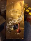 美国代购Lindt瑞士莲松露软心巧克力球5种口味混合礼袋600g 包邮