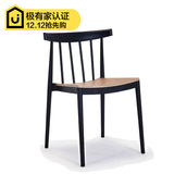 美式现代简约休闲塑料餐椅 洽谈书桌椅实木洽谈椅 白色咖啡厅桌椅