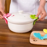 厨房小工具 蝴蝶硅胶隔热夹 防烫防滑碗夹 微波炉隔热手套