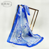 中国风丝绸特色礼品复古青花瓷图案桑蚕丝丝巾送老外商务礼品