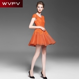 WVFV2016夏季新款圆领短袖网纱拼接橙色修身显瘦蕾丝绣花连衣裙夏
