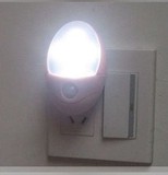 插电式省电感应照明灯LED红外线人体感应灯红外感应灯