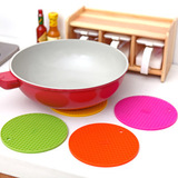 创意糖果色防水桌垫 多功能隔热垫硅胶餐垫锅 可挂式碗垫