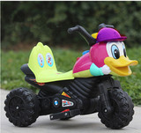 新款儿童电动车摩托车唐老鸭米奇熊猫三轮车儿童自行车特价包邮