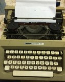 olivetti lettera25 打字机