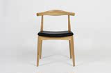 新款实木（仿实木）餐椅牛角椅皮椅子北欧美式乡村钢木牛头椅