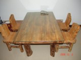 老木匠手工圆木腿餐桌