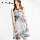 MO&Co.无袖连衣裙女欧美新款欧根纱水彩印花伞裙MA152SKT47moco