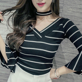 夏季韩版修身显瘦v领低胸挂脖T恤女条纹T恤荷叶边喇叭袖短款上衣