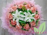 锦州鲜花店快递  1支白百合+11朵粉玫瑰+21朵康乃馨