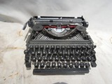 老式打字机 纯机械手工打字机 经典怀旧 黑色经典 裸露机芯