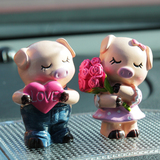 树脂创意可爱情侣小猪摆件家居装饰品结婚礼物工艺品摆设