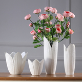 创意现代简约家居软装饰品客厅电视柜样板间摆件白色陶瓷花插花瓶